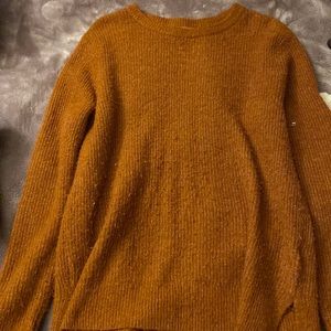 Old navy sweater